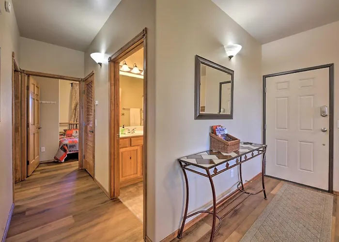 Near & Trails: Show W/ Grill! Holiday home